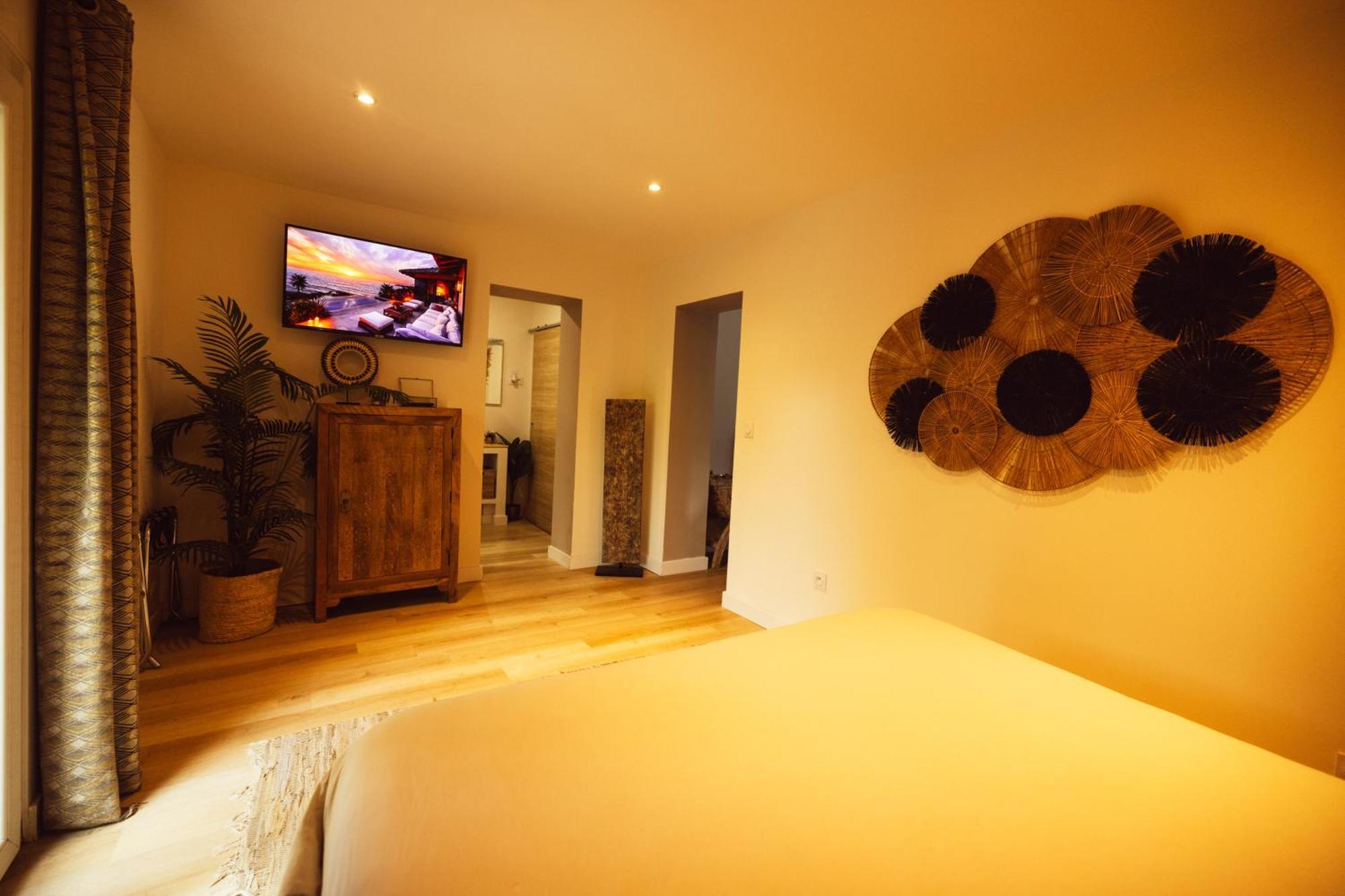 Suite And Spa La Perla Bianca Grabels Esterno foto