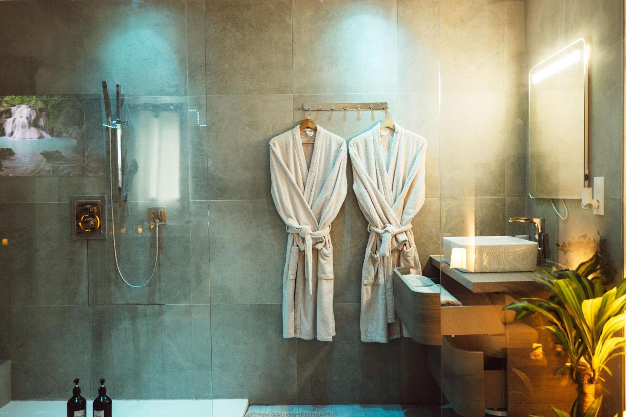 Suite And Spa La Perla Bianca Grabels Esterno foto